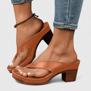 Sunniva Thorvaldsen | Black Orthopedic Wedge Flip Sandals
