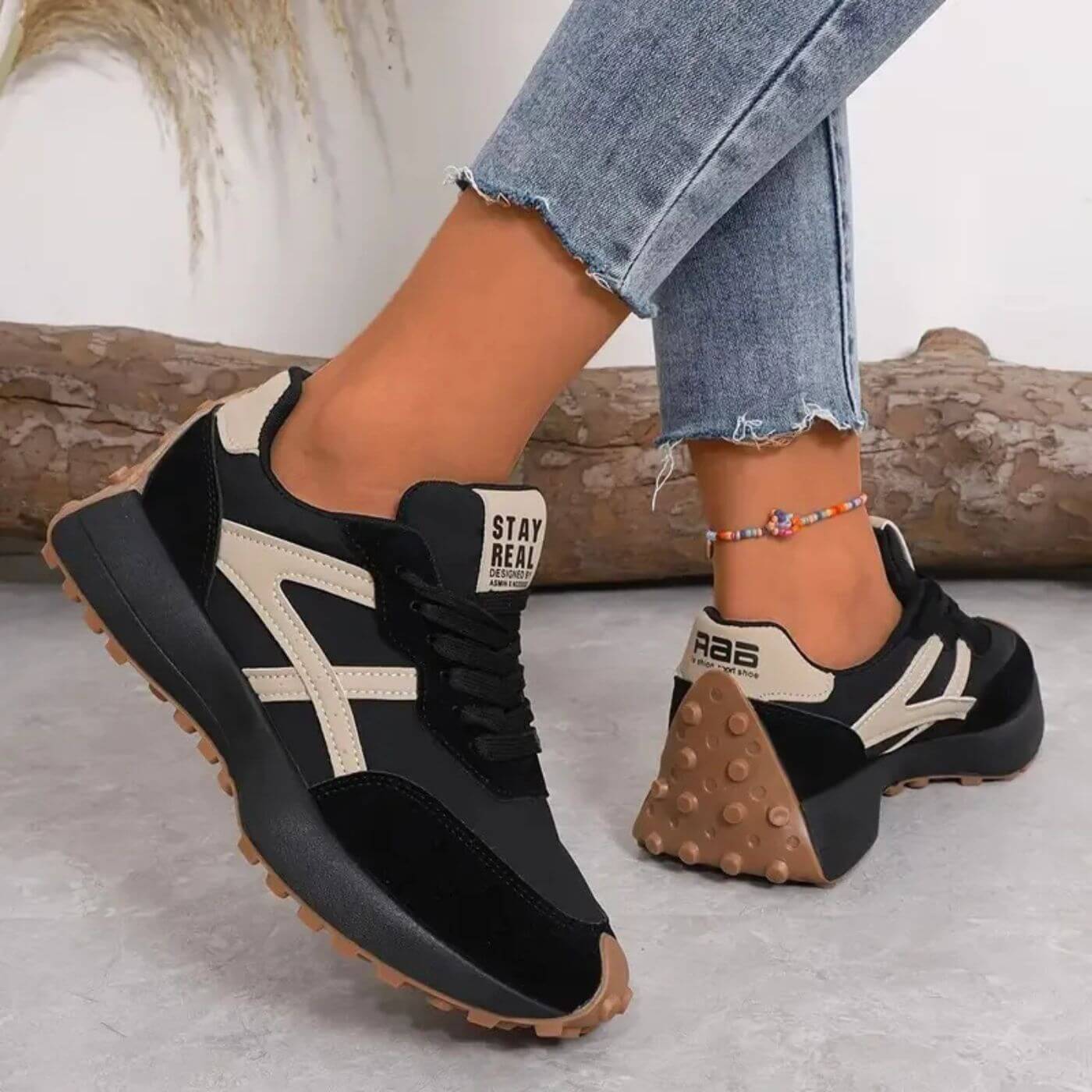 Cecilia Wyndford | Green & Tan Orthopedic Lace-Up Sneakers